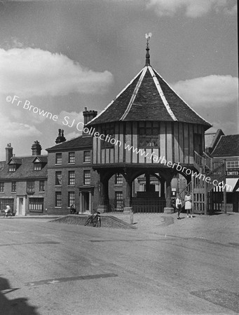 MARKET CROSS